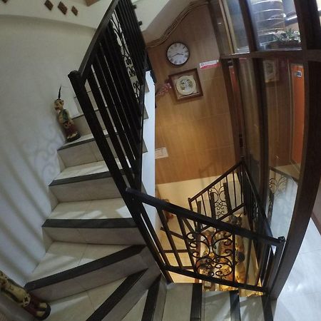The Cabin Hotel Gandekan Джокякарта Екстериор снимка