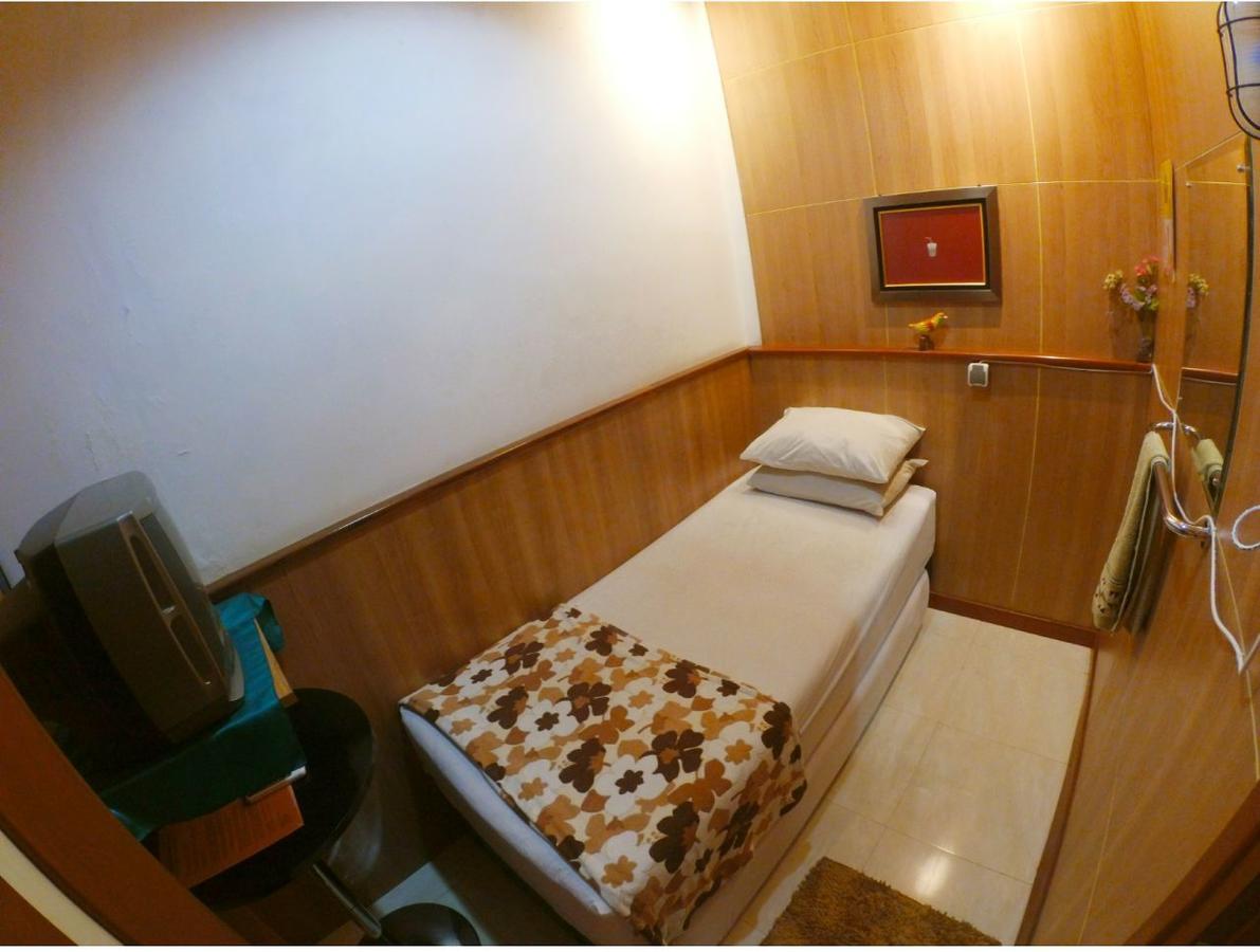 The Cabin Hotel Gandekan Джокякарта Екстериор снимка